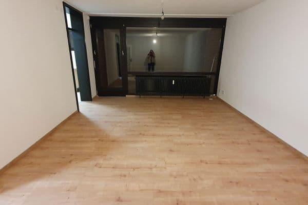 Prenájom bytu 1-izbový 39 m², Ingolstadt, Bavorsko Prenájom bytu 1-izbový 39 m², Ingolstadt, Bavorsko
