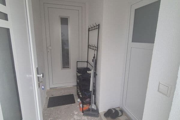 Predaj domu 200 m², pozemek 262 m², Illingen Predaj domu 200 m², pozemek 262 m², Illingen