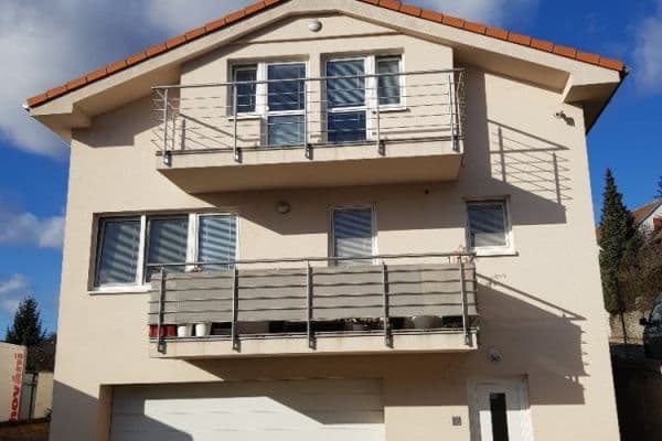 Prenájom bytu 3-izbový 100 m², Brigádnická, Brno Prenájom bytu 3-izbový 100 m², Brigádnická, Brno