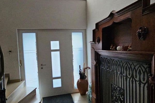 Prenájom bytu 3-izbový 107 m², Köln, Severné Porýnie - Westfálsko Prenájom bytu 3-izbový 107 m², Köln, Severné Porýnie - Westfálsko