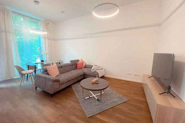 Prenájom bytu 2-izbový 67 m², Berlin, Berlín Prenájom bytu 2-izbový 67 m², Berlin, Berlín