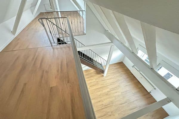 Prenájom bytu 3-izbový 96 m², Schwanhildenstr. 14, Essen Prenájom bytu 3-izbový 96 m², Schwanhildenstr. 14, Essen