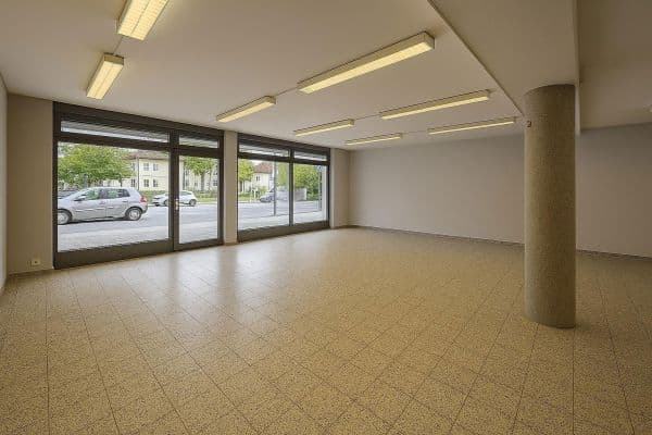 Prenájom nebytového priestoru 78 m², Putzbrunner Str. 116, Ottobrunn, Bavorsko Prenájom nebytového priestoru 78 m², Putzbrunner Str. 116, Ottobrunn, Bavorsko