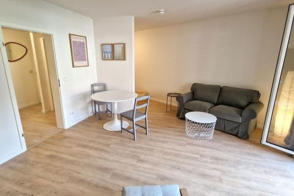 Prenájom bytu 1-izbový 48 m², Segeberger Str. 8, Stockelsdorf Prenájom bytu 1-izbový 48 m², Segeberger Str. 8, Stockelsdorf