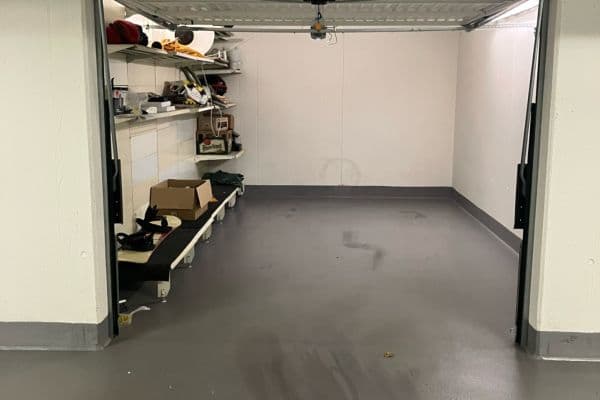 Prenájom garáže 17 m², Bassova, Praha Prenájom garáže 17 m², Bassova, Praha