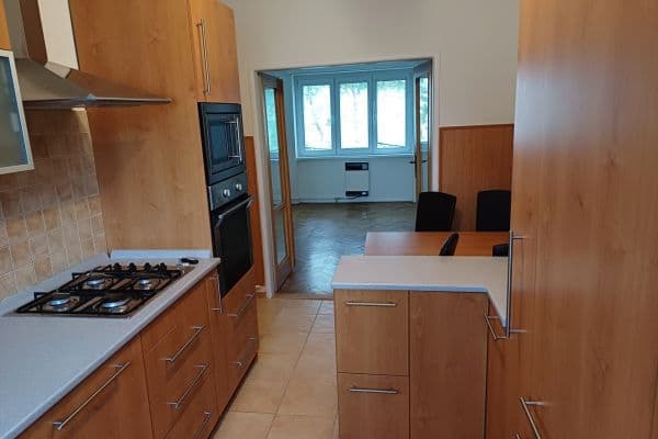 Prenájom bytu 2-izbový 50 m², V Bytovkách, Praha Prenájom bytu 2-izbový 50 m², V Bytovkách, Praha