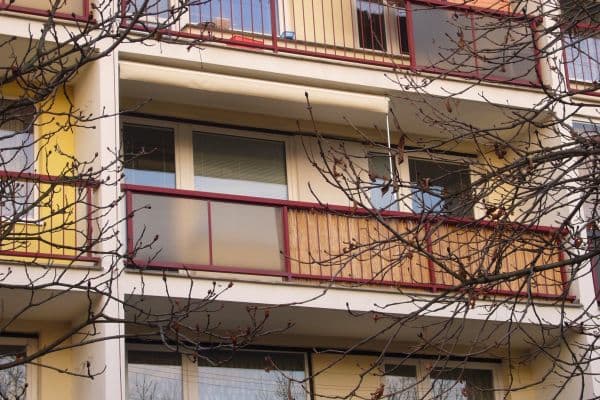 Prenájom bytu 4-izbový 74 m², Vavřenova, Praha Prenájom bytu 4-izbový 74 m², Vavřenova, Praha