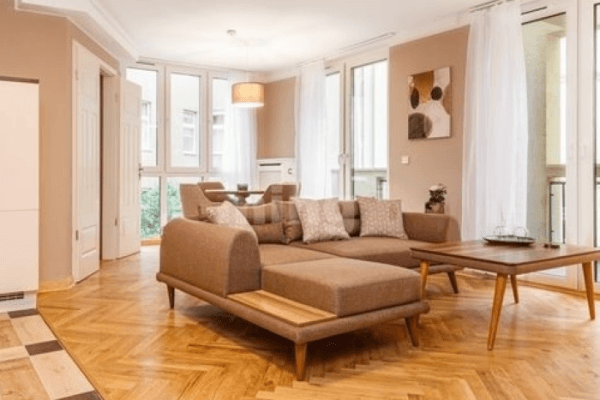 Prenájom bytu 2-izbový 65 m², Gitschiner Strasse 89a, Berlin, Berlín Prenájom bytu 2-izbový 65 m², Gitschiner Strasse 89a, Berlin, Berlín