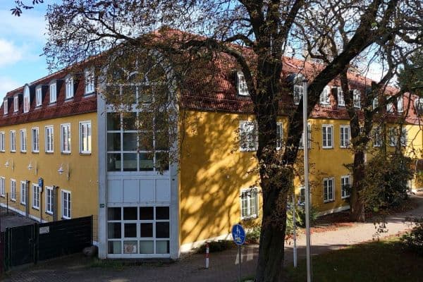 Predaj domu 1.843 m², pozemek 1.250 m², Krakauer Straße 49, Markranstädt, Sasko Predaj domu 1.843 m², pozemek 1.250 m², Krakauer Straße 49, Markranstädt, Sasko