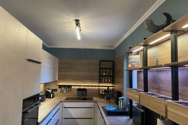 Predaj domu 750 m², pozemek 1.255 m², Hage, Dolné Sasko Predaj domu 750 m², pozemek 1.255 m², Hage, Dolné Sasko