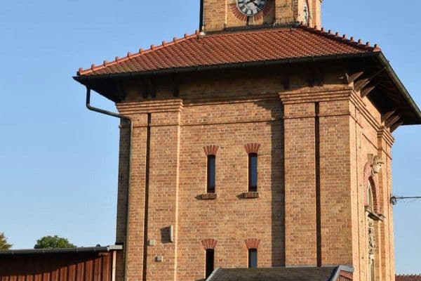 Prenájom bytu 4-izbový 135 m², Kitscherstr, 10, Crimmitschau, Sasko Prenájom bytu 4-izbový 135 m², Kitscherstr, 10, Crimmitschau, Sasko