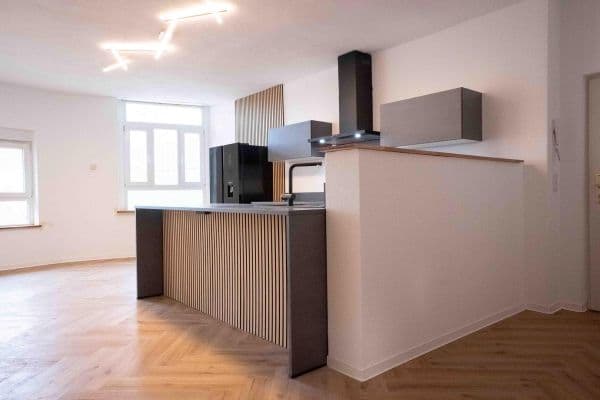 Prenájom bytu 2-izbový 78 m², Saargemünderstr. 120, Saarbrücken, Sársko Prenájom bytu 2-izbový 78 m², Saargemünderstr. 120, Saarbrücken, Sársko