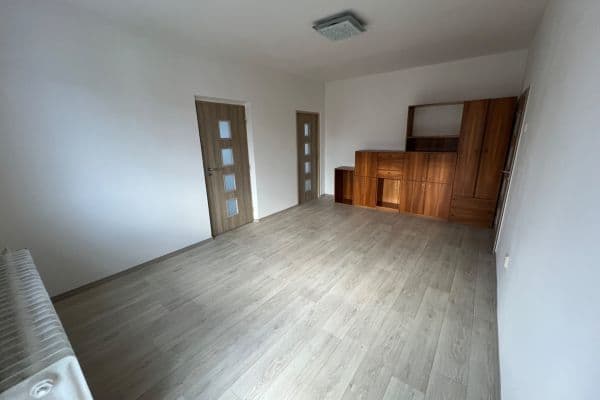 Predaj bytu 3-izbový 59 m², 4. května, Vsetín Predaj bytu 3-izbový 59 m², 4. května, Vsetín
