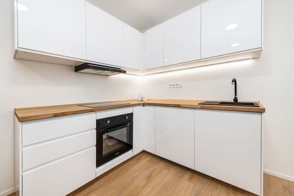 Predaj bytu 3-izbový 52 m², Egyptská, Praha Predaj bytu 3-izbový 52 m², Egyptská, Praha
