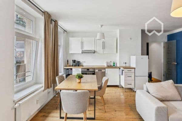 Prenájom bytu 2-izbový 65 m², Paul-Gruner-Straße 8b, Leipzig Prenájom bytu 2-izbový 65 m², Paul-Gruner-Straße 8b, Leipzig