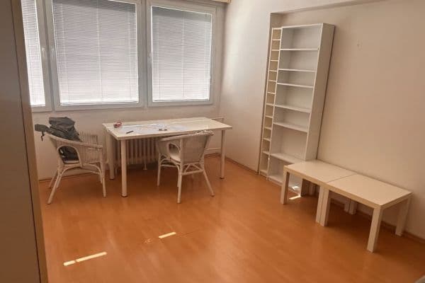 Predaj bytu 1-izbový 25 m², Vokovická, Praha Predaj bytu 1-izbový 25 m², Vokovická, Praha