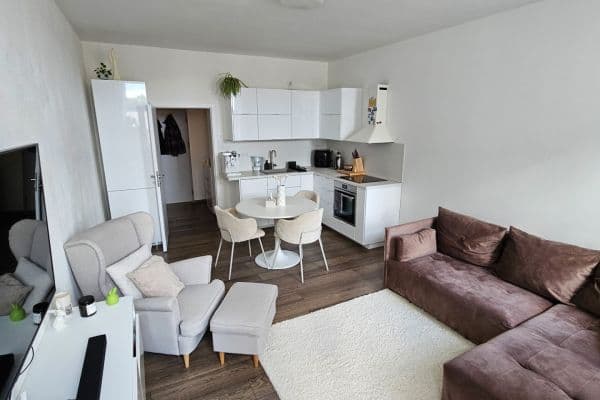 Prenájom bytu 2-izbový 56 m², Stavební, Brno Prenájom bytu 2-izbový 56 m², Stavební, Brno