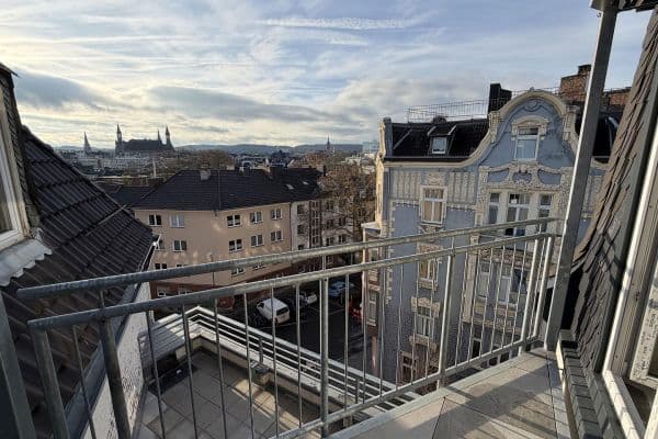 Prenájom bytu 3-izbový 74 m², Aachen, Severné Porýnie - Westfálsko Prenájom bytu 3-izbový 74 m², Aachen, Severné Porýnie - Westfálsko