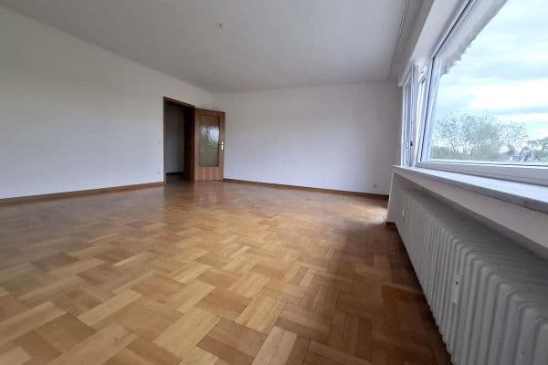Prenájom bytu 3-izbový 83 m², Bornheim Prenájom bytu 3-izbový 83 m², Bornheim