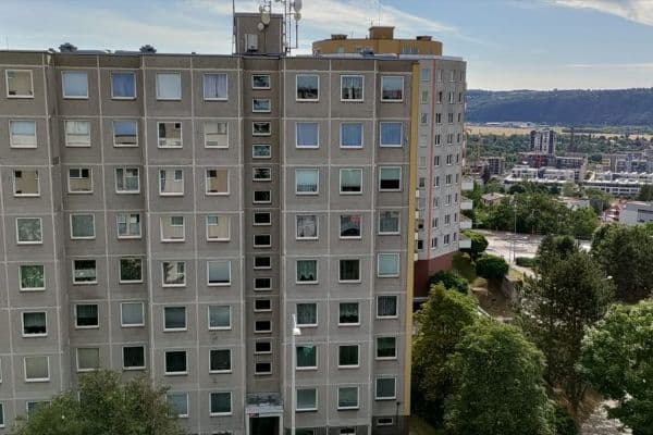 Prenájom bytu Garsoniéra 29 m², Semická, Praha Prenájom bytu Garsoniéra 29 m², Semická, Praha