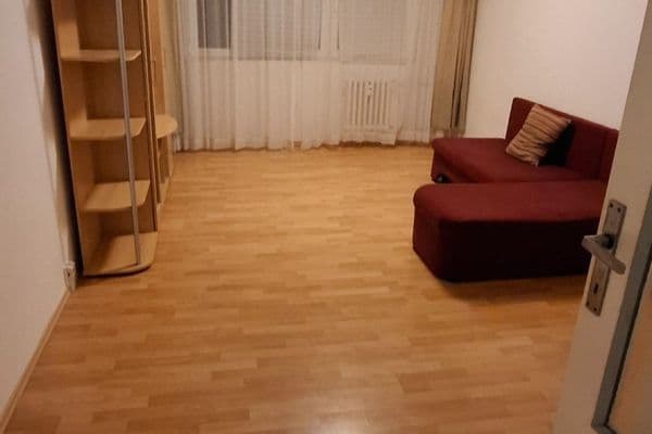 Prenájom bytu Garsoniéra 29 m², Semická, Praha Prenájom bytu Garsoniéra 29 m², Semická, Praha