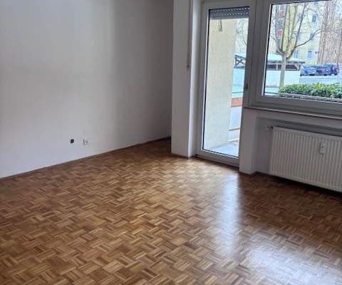 Prenájom bytu 2-izbový 57 m², München, Bavorsko Prenájom bytu 2-izbový 57 m², München, Bavorsko