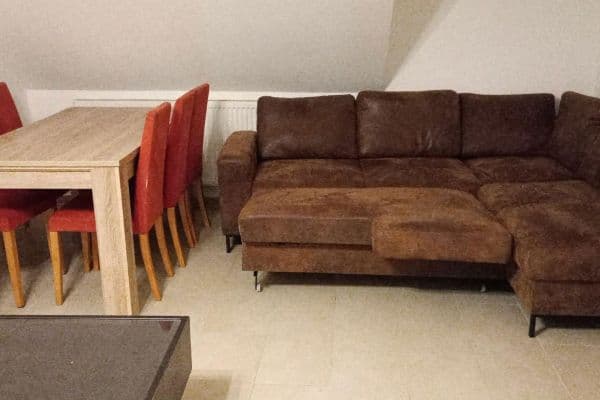 Prenájom bytu 4-izbový 100 m², Hamburg, Hamburg Prenájom bytu 4-izbový 100 m², Hamburg, Hamburg