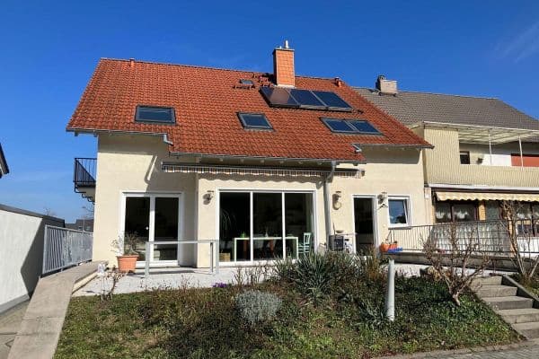 Predaj domu 280 m², pozemek 1.006 m², Neu-Isenburg Predaj domu 280 m², pozemek 1.006 m², Neu-Isenburg