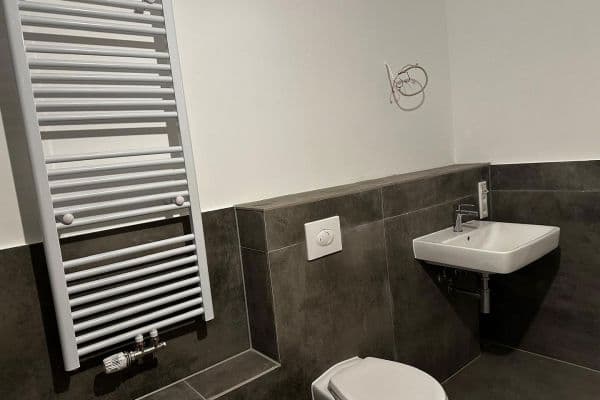 Prenájom bytu 2-izbový 78 m², Essen, Severné Porýnie - Westfálsko Prenájom bytu 2-izbový 78 m², Essen, Severné Porýnie - Westfálsko