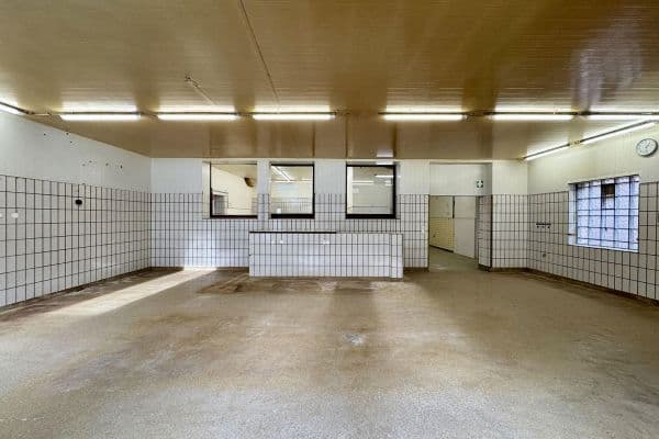 Prenájom nebytového priestoru 260 m², Bochumer Straße 36, Essen, Severné Porýnie - Westfálsko Prenájom nebytového priestoru 260 m², Bochumer Straße 36, Essen, Severné Porýnie - Westfálsko