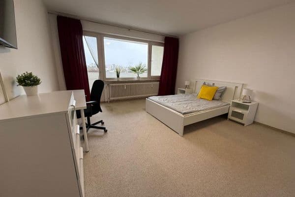 Prenájom bytu 3-izbový 79 m², Würzburger Ring 35, Erlangen Prenájom bytu 3-izbový 79 m², Würzburger Ring 35, Erlangen