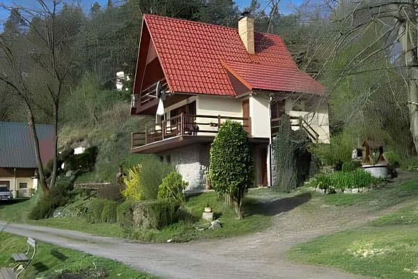 Prenájom rekreačného objektu, Hněvkovice na levém břehu Vltavy Prenájom rekreačného objektu, Hněvkovice na levém břehu Vltavy