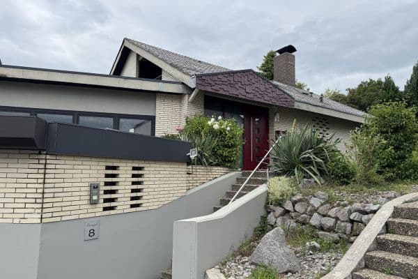 Predaj domu 200 m², pozemek 699 m², Ahornweg 8, Dielheim Predaj domu 200 m², pozemek 699 m², Ahornweg 8, Dielheim