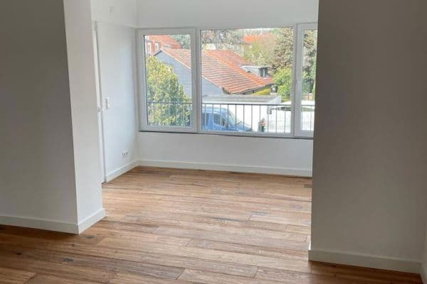 Prenájom bytu 4-izbový 132 m², Sulzbacherstr 14, Bad Soden im Taunus Prenájom bytu 4-izbový 132 m², Sulzbacherstr 14, Bad Soden im Taunus
