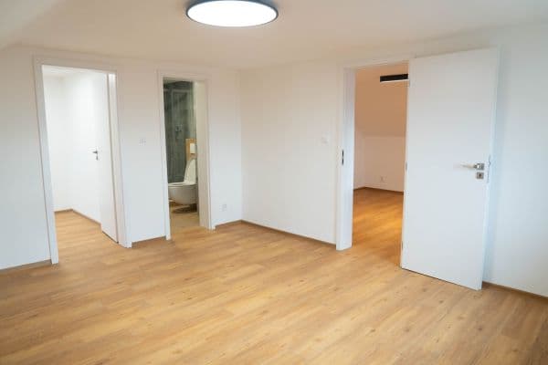 Prenájom bytu 2-izbový 49 m², Nedbalova, Děčín Prenájom bytu 2-izbový 49 m², Nedbalova, Děčín