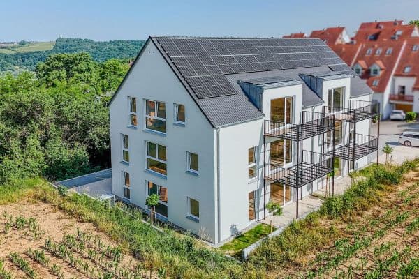 Prenájom bytu 2-izbový 91 m², Fichtelgebirgstraße 6, Sinzing Prenájom bytu 2-izbový 91 m², Fichtelgebirgstraße 6, Sinzing