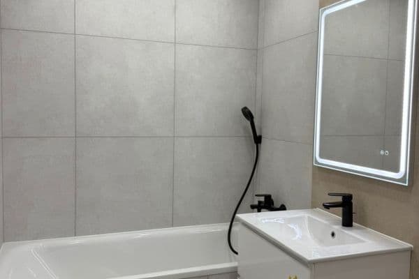 Predaj bytu 4-izbový 65 m², Mikuláškovo náměstí, Brno Predaj bytu 4-izbový 65 m², Mikuláškovo náměstí, Brno