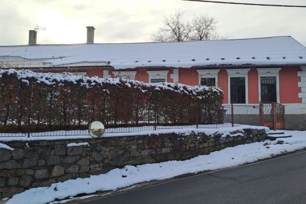 Predaj domu 274 m², pozemek 2.441 m², Hlavní, Březí Predaj domu 274 m², pozemek 2.441 m², Hlavní, Březí