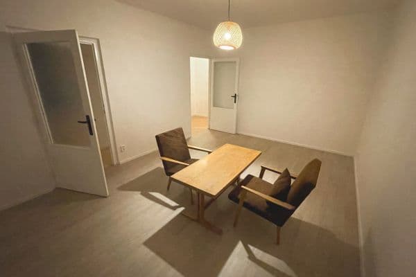 Prenájom bytu 3-izbový 64 m², Herčíkova, Brno Prenájom bytu 3-izbový 64 m², Herčíkova, Brno