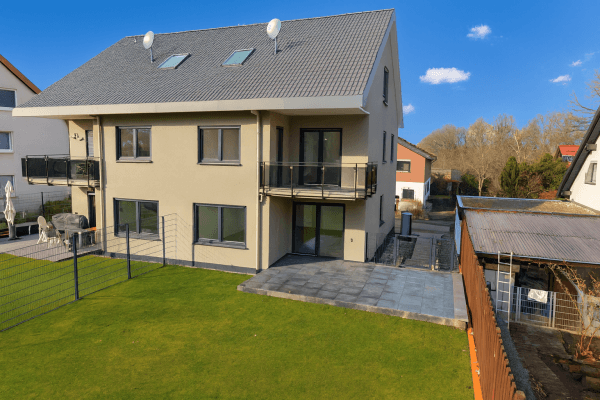 Predaj domu 232 m², pozemek 337 m², Husarenäcker 46, Kaiserslautern Predaj domu 232 m², pozemek 337 m², Husarenäcker 46, Kaiserslautern