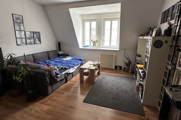 Predaj bytu 2-izbový 52 m², Krále Jiřího, Karlovy Vary, Karlovarský kraj Predaj bytu 2-izbový 52 m², Krále Jiřího, Karlovy Vary, Karlovarský kraj