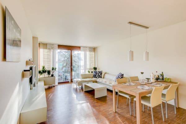 Prenájom bytu 2-izbový 60 m², Na Zemance, Praha Prenájom bytu 2-izbový 60 m², Na Zemance, Praha