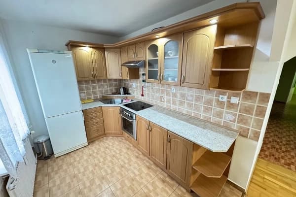 Prenájom bytu 4-izbový 80 m², Nová výstavba, Obrnice Prenájom bytu 4-izbový 80 m², Nová výstavba, Obrnice