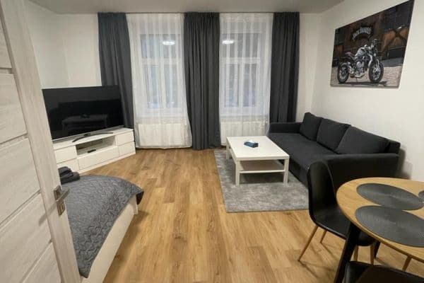 Prenájom bytu 1-izbový 47 m², Březová, Děčín Prenájom bytu 1-izbový 47 m², Březová, Děčín