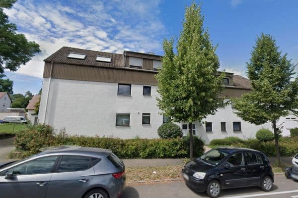 Prenájom bytu 4-izbový 105 m², Einsteinstr. 42, Heilbronn, Bádensko-Wurttembersko Prenájom bytu 4-izbový 105 m², Einsteinstr. 42, Heilbronn, Bádensko-Wurttembersko