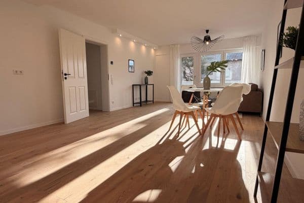Predaj bytu 4-izbový 104 m², Seukendorf Predaj bytu 4-izbový 104 m², Seukendorf