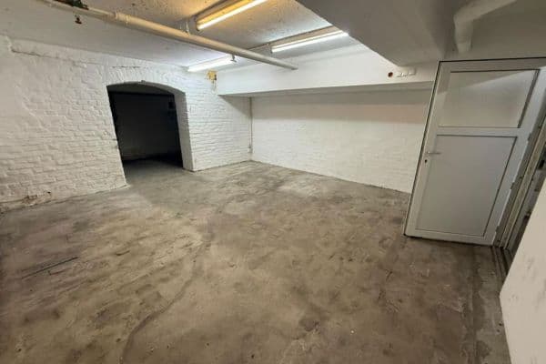 Prenájom nebytového priestoru 57 m², Moltkestraße 123, Köln Prenájom nebytového priestoru 57 m², Moltkestraße 123, Köln