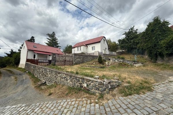 Predaj domu 300 m², pozemek 902 m², Na Ovčičkách, Hradištko Predaj domu 300 m², pozemek 902 m², Na Ovčičkách, Hradištko