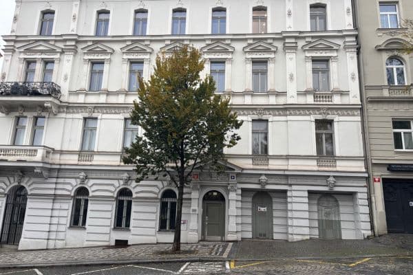 Prenájom nebytového priestoru 4 m², U Rajské zahrady, Praha Prenájom nebytového priestoru 4 m², U Rajské zahrady, Praha