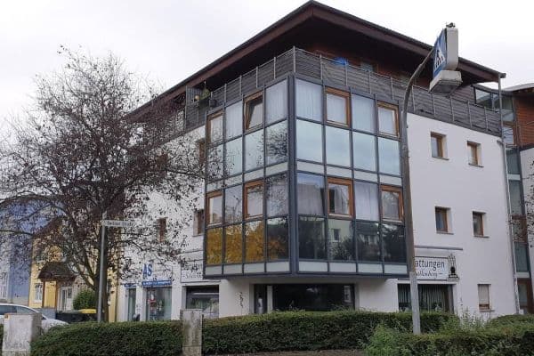 Prenájom bytu 3-izbový 72 m², Berliner Straße 56, Niederkassel Prenájom bytu 3-izbový 72 m², Berliner Straße 56, Niederkassel